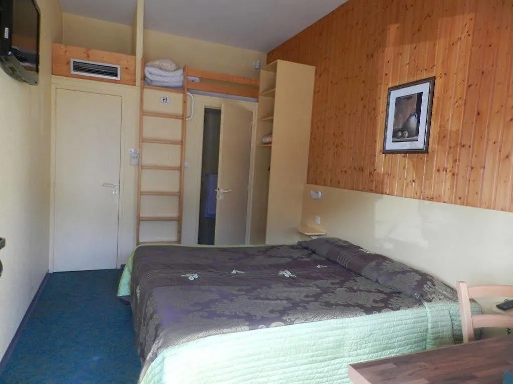 ** Szálloda Fasthotel Thônes Franciaország